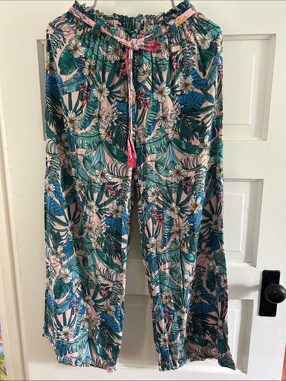Itabahiana Tropical Pink Floral Pull‑On Pants